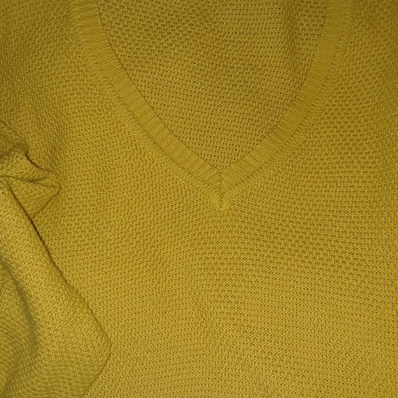 Ellison knitted pullover in gold (m) - Picture 5 of 8